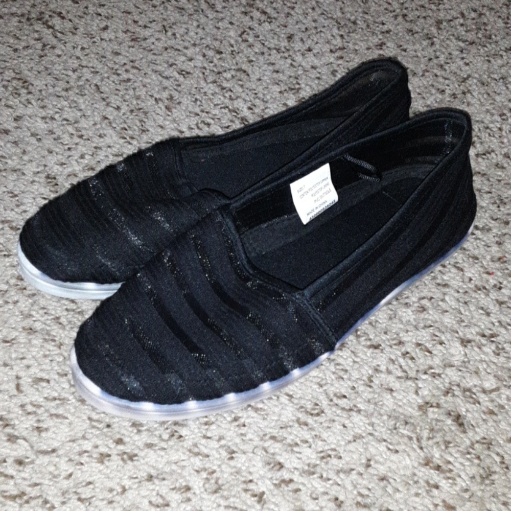 Slip on shoes  size 7